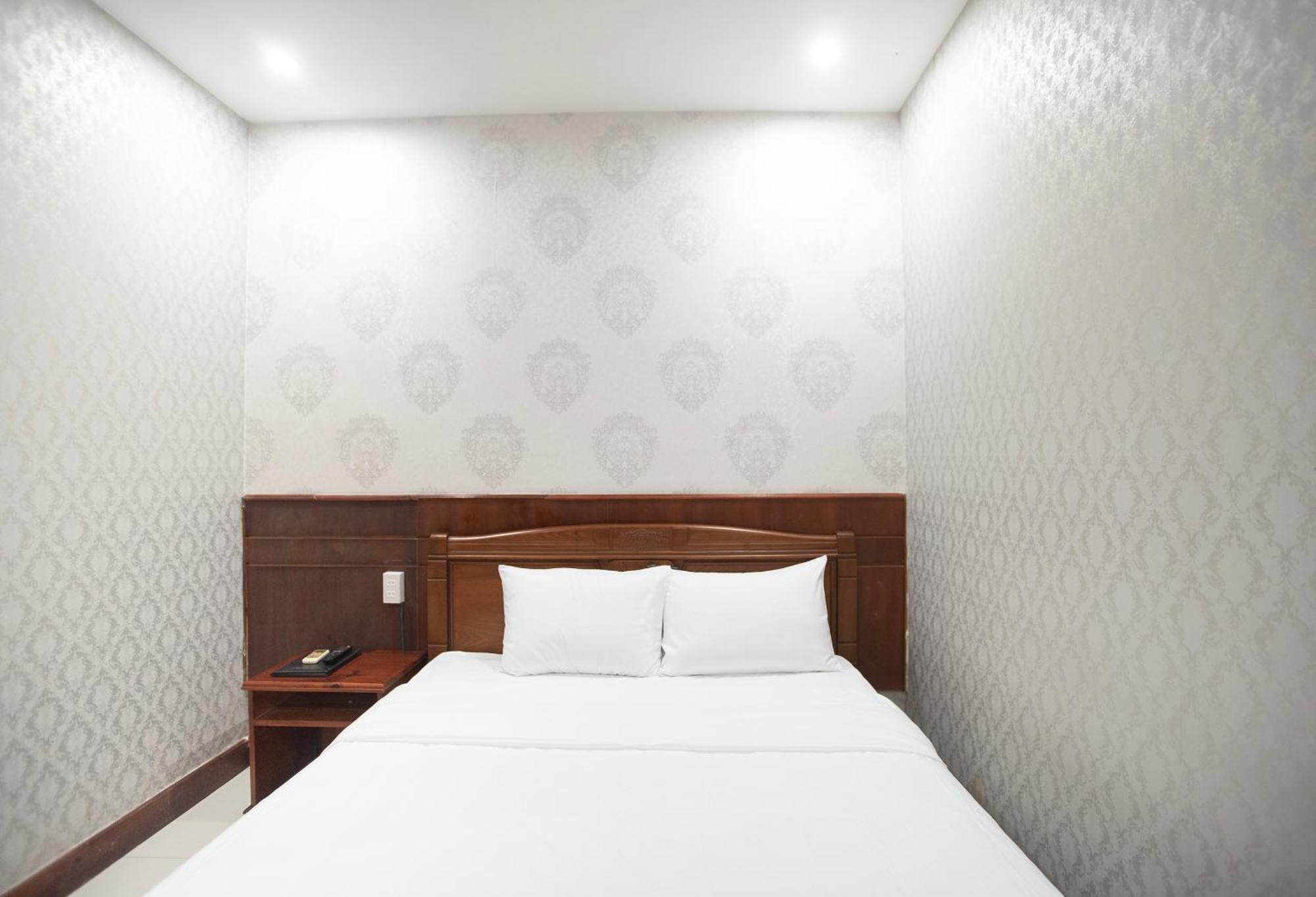 Eden Quy Nhon Hotel Экстерьер фото